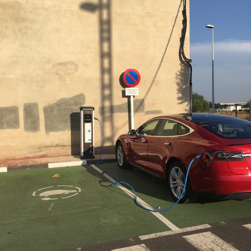 Instalación de puntos de recarga para vehículos eléctricos